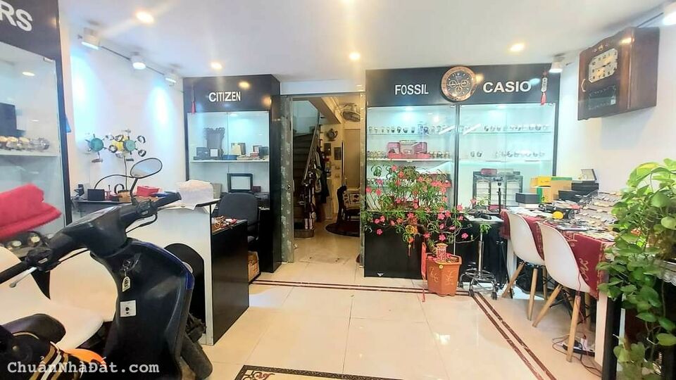 Bán nhà riêng nguyên căn chính chủ mặt phố Trần Khát Chân dt 43m x 5t mt 4,5m giá 16 tỷ 