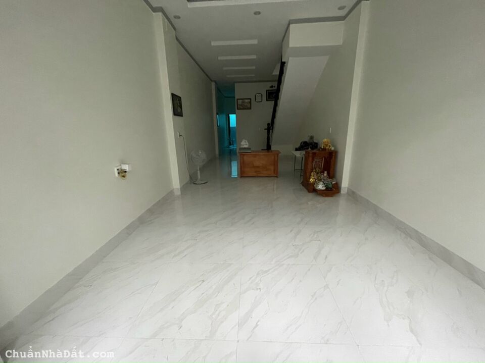 Thuê nhà nguyên căn 1 trệt + 1 lầu(180m2)  hoặc tầng trệt (80m2)