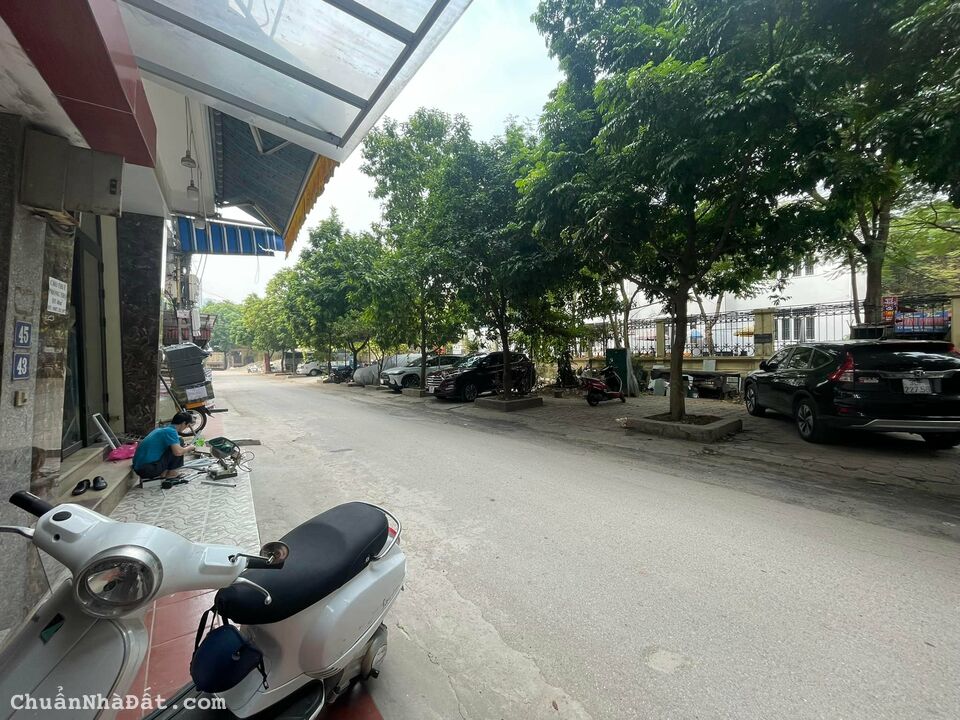 Cần bán gấp mảnh đất Phùng Khoang 200m2 14tỷ Lh 0335270120