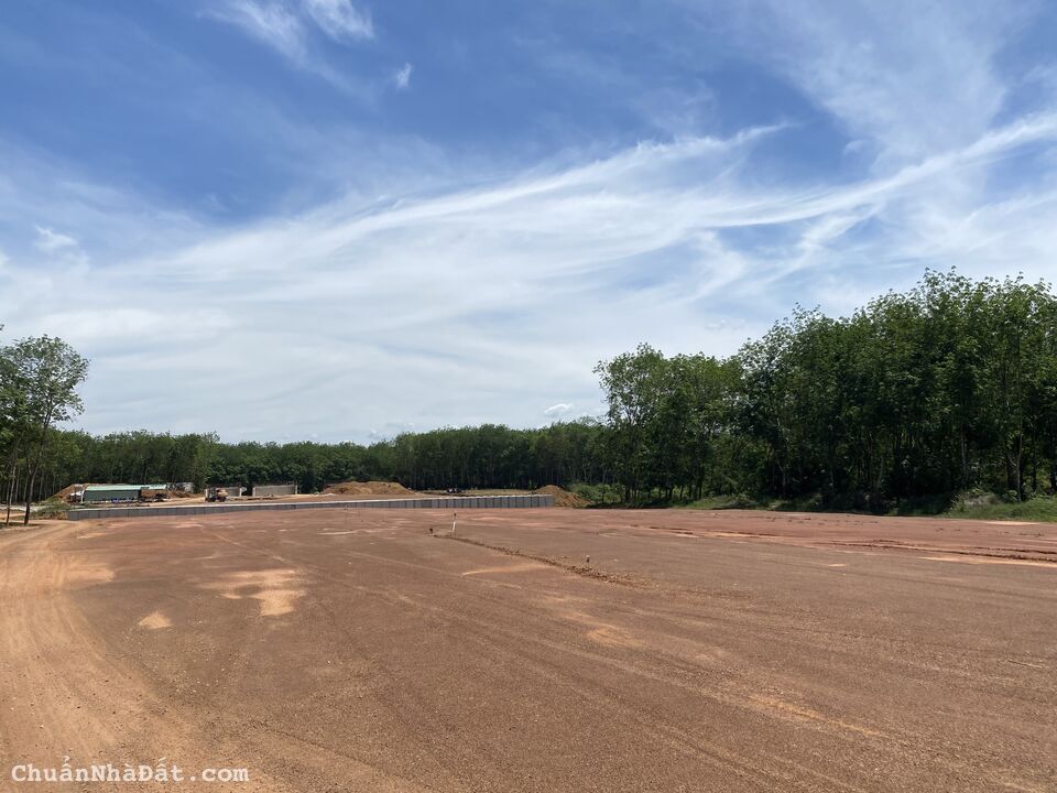 ĐẤT SÀO HƠN 2000M2 NẰM NGAY TUYẾN SỐ 2 QH42M CỦA KCN BECAMEX 4200HA, NẰM GIỮA LÒNG 3 KCN LỚN NHẤT