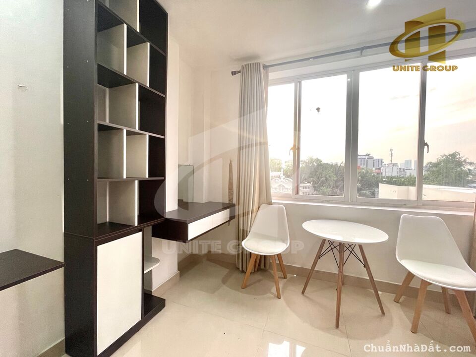 Cho thuê phòng có cửa sổ lớn view sông thoáng gần UFM tại Lý Phục Man quận 7