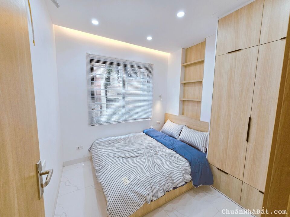 Chính chủ bán căn hộ mini rẻ nhất Đống Đa cạnh Vincom Phạm Ngọc Thạch full đồ