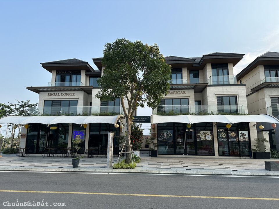 Bán biệt thự mặt sông, 2 mặt tiền 427m2 - Giá chỉ từ 11.9 tỷ Bán biệt thự mặt sông, 2 mặt tiền 427m2 - Giá chỉ từ 11.9 tỷ