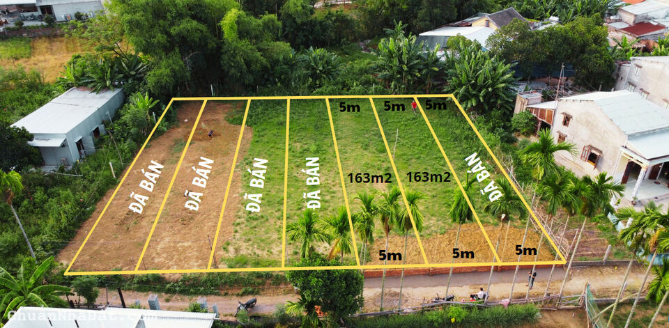 Chính Chủ Ra Nhanh 2 Lô Liền Kề Điện Bàn - Cách QL1A 2km Chính Chủ Ra Nhanh 2 Lô Liền Kề Điện Bàn - Cách QL1A 2km