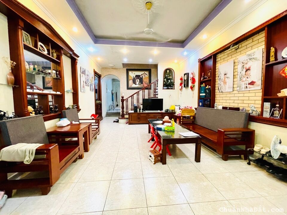 Chủ Cần Bán Gấp Nhà Phố Thanh Liệt – Ngõ Thông – Ô tô gần nhà –DT: 50m x 5Tầng Giá 5,5 Tỷ Chủ Cần Bán Gấp Nhà Phố Thanh Liệt – Ngõ Thông – Ô tô gần nhà –DT: 50m x 5Tầng Giá 5,5 Tỷ