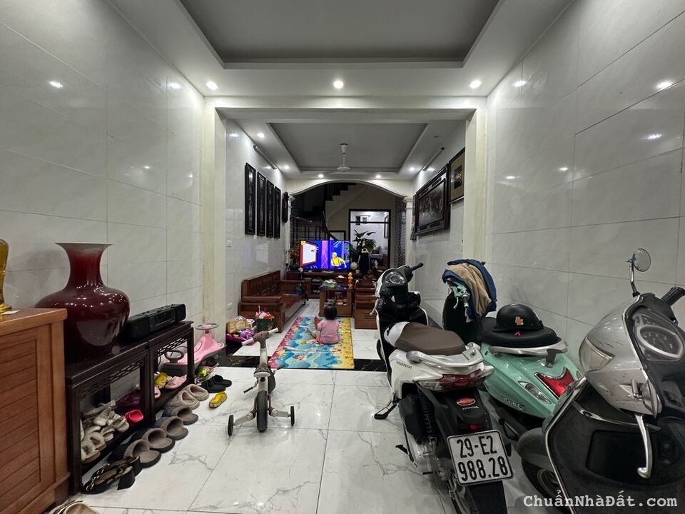 Bán Nhà Trương Định - Quận Hoàng Mai - ÔTÔ - Nhà Dân Xây - Diện Tích 50m2 Giá 5,8 Tỷ