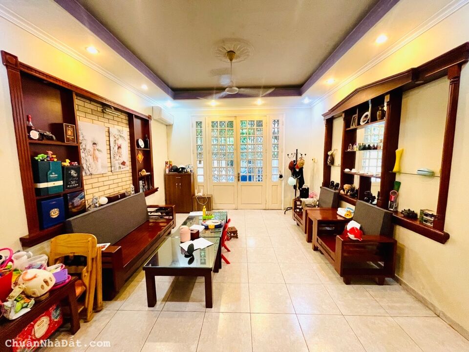 Chủ Cần Bán Gấp Nhà Phố Thanh Liệt – Ngõ Thông – Ô tô gần nhà –DT: 50m x 5Tầng Giá 5,5 Tỷ Chủ Cần Bán Gấp Nhà Phố Thanh Liệt – Ngõ Thông – Ô tô gần nhà –DT: 50m x 5Tầng Giá 5,5 Tỷ