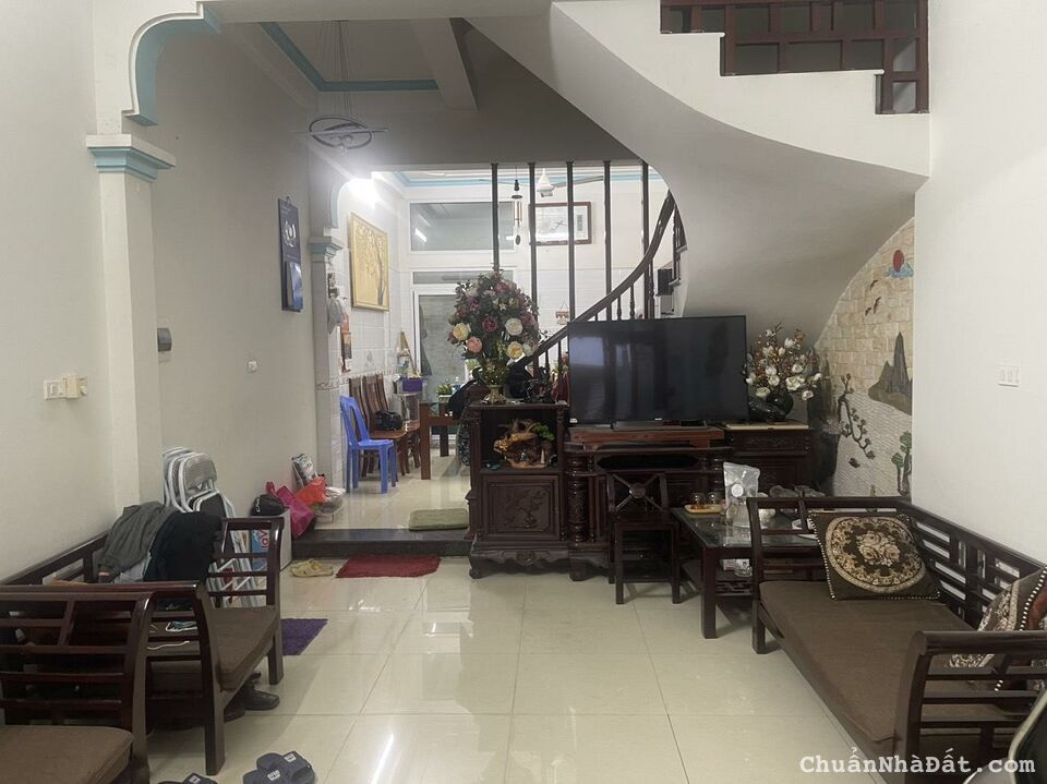 Chủ Cần Bán Gấp Nhà Kim Giang - Diện Tích: 50m x 5 Tầng - Nhỉnh 5 Tỷ – Ngõ Ôtô tránh – Nhà mới ke Chủ Cần Bán Gấp Nhà Kim Giang - Diện Tích: 50m x 5 Tầng - Nhỉnh 5 Tỷ – Ngõ Ôtô tránh – Nhà mới ke