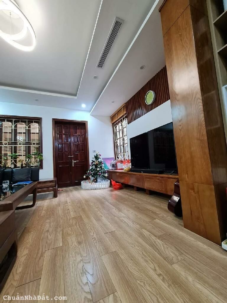 Bán Nhà Phố Vũ Tông Phan – Quận Thanh Xuân – LÔ GÓC – Diện Tích: 40mX 6 tầng Giá 6,2 Tỷ