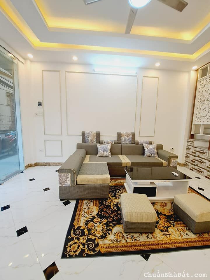 Bán nhà Kim Giang,Thanh Xuân,34M, OTO, LÔ GÓC, Nhỉnh 3,5 Tỷ