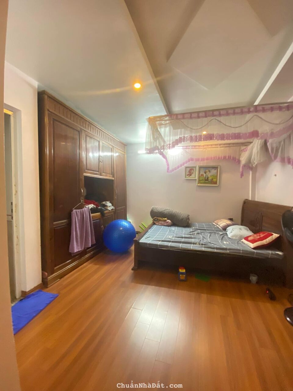 Bán gấp 5 tầng x 40m Phan Đình Giót đủ nội thất cách ô tô đỗ 25m, giá chỉ 4,3 tỷ Bán gấp 5 tầng x 40m Phan Đình Giót đủ nội thất cách ô tô đỗ 25m, giá chỉ 4,3 tỷ