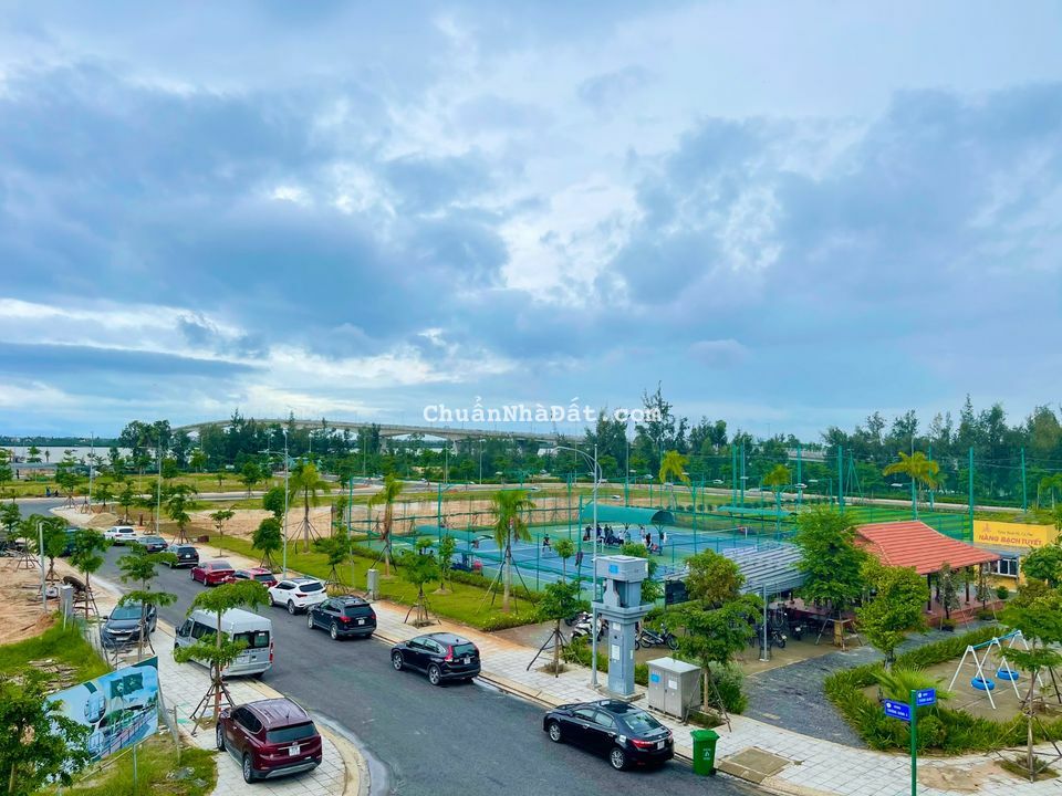 "Đắt đỏ với vị trí đắc địa - Lô đất góc 2 mặt tiền tại khu đô thị Nam Hội An City!" 🏡💰📍