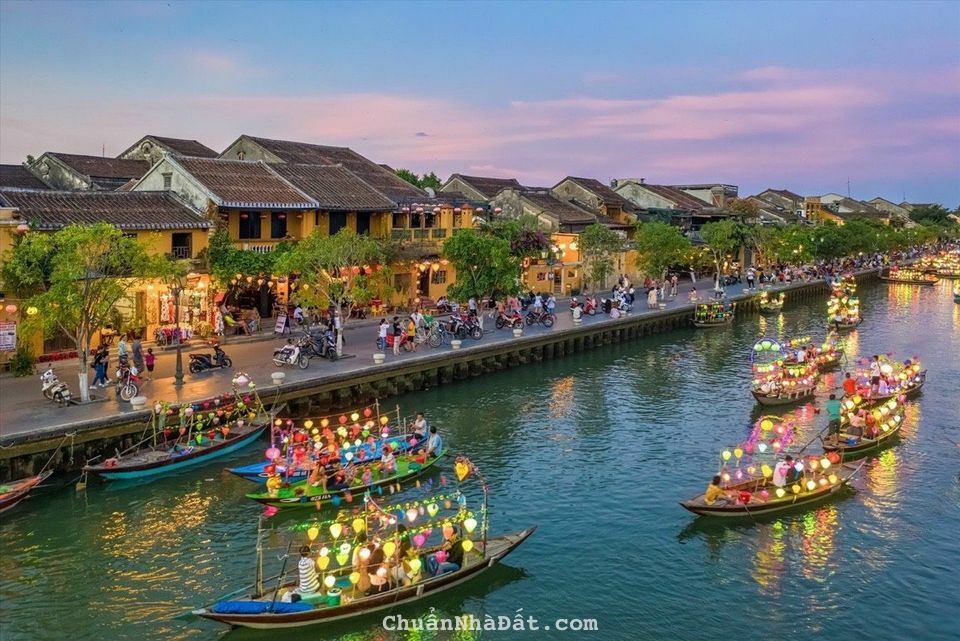 Nơi nghỉ dưỡng đẳng cấp tại Hội An - Căn nhà phố view sông, giá 3,9 tỷ/căn! Nơi nghỉ dưỡng đẳng cấp tại Hội An - Căn nhà phố view sông, giá 3,9 tỷ/căn!