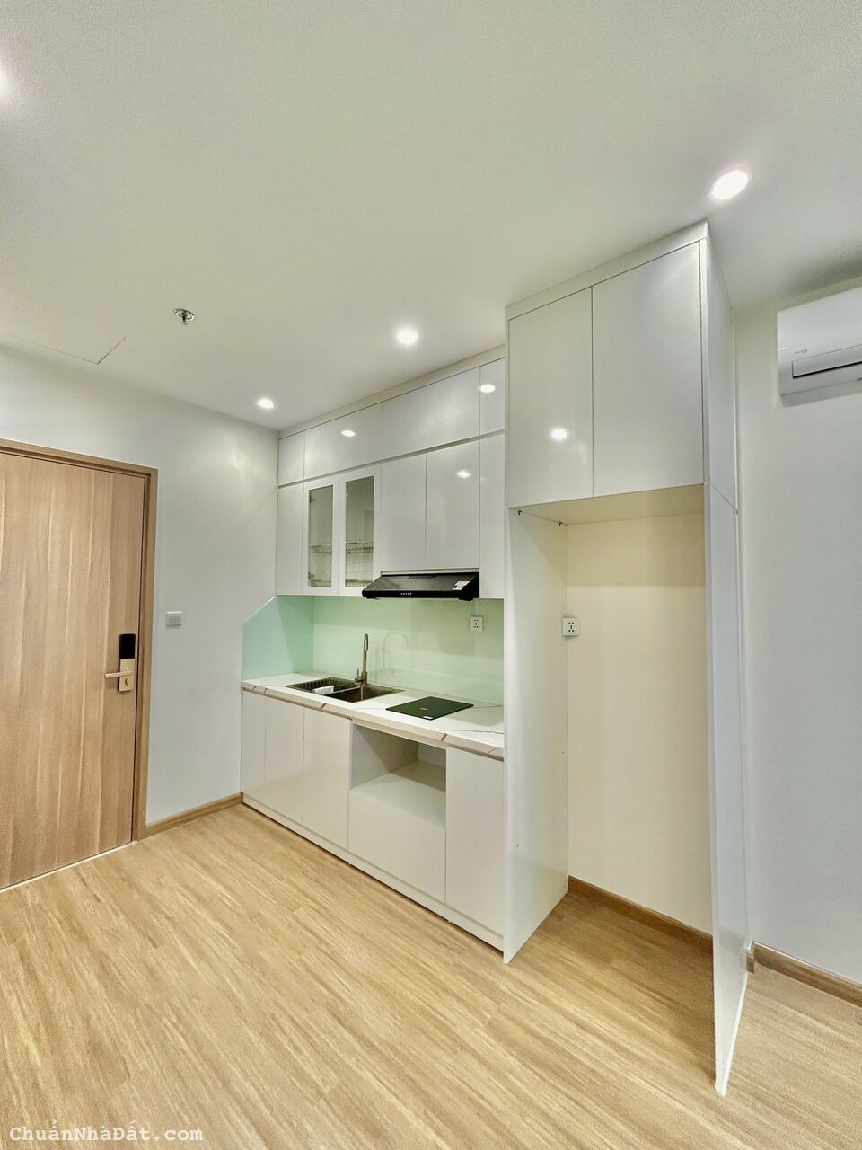 Tổng hợp quỹ căn cho thuê tháng 3 giá tốt vào được luôn tại Vinhomes Smart City Tây Mỗ Tổng hợp quỹ căn cho thuê tháng 3 giá tốt vào được luôn tại Vinhomes Smart City Tây Mỗ