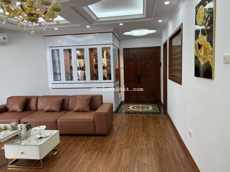 Bán căn hộ N07B Thành Thái – Cầu Giấy 110m2 3PN 2WC nhà mới đẹp đủ đồ giá  7.* tỷ LH 0986128415