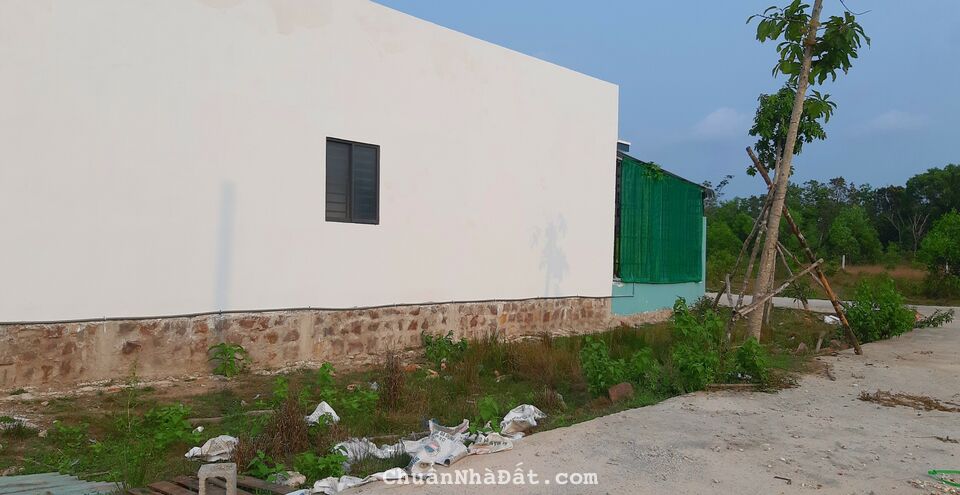 Bán 1 lÔ Đất Cắt Lỗ 350 Gần Trung Tâm Dương Đông PHÚ QUỐC 7 phút Gía còn 850tr Bán 1 lÔ Đất Cắt Lỗ 350 Gần Trung Tâm Dương Đông PHÚ QUỐC 7 phút Gía còn 850tr