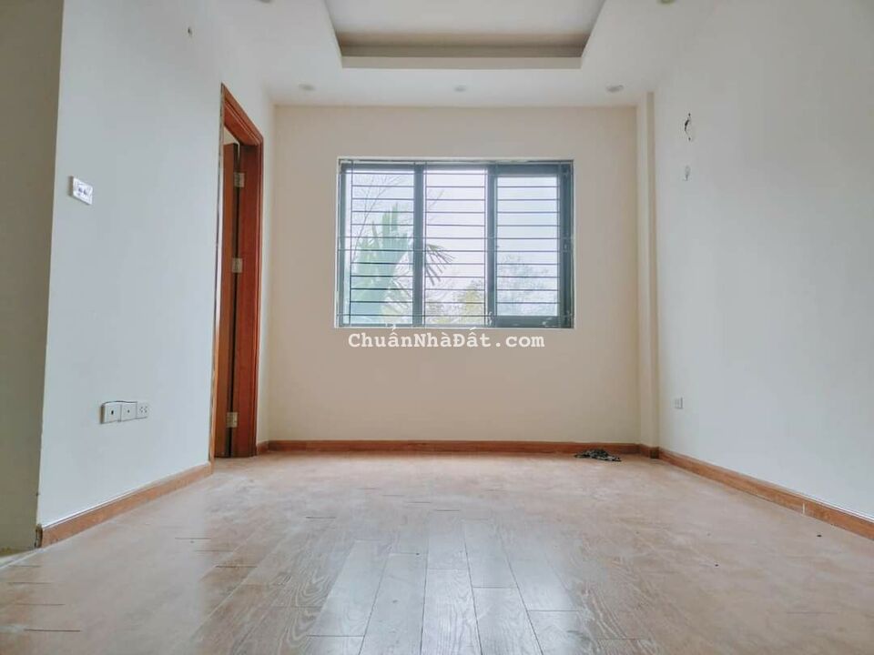 CHCC HÀ ĐÔNG. 65M2. 2 NGỦ.RỘNG THOÁNG, KHUÂN VIÊN CÓ SÂN CHƠI. CHỈ 1.4 TỶ. LH 0964121377