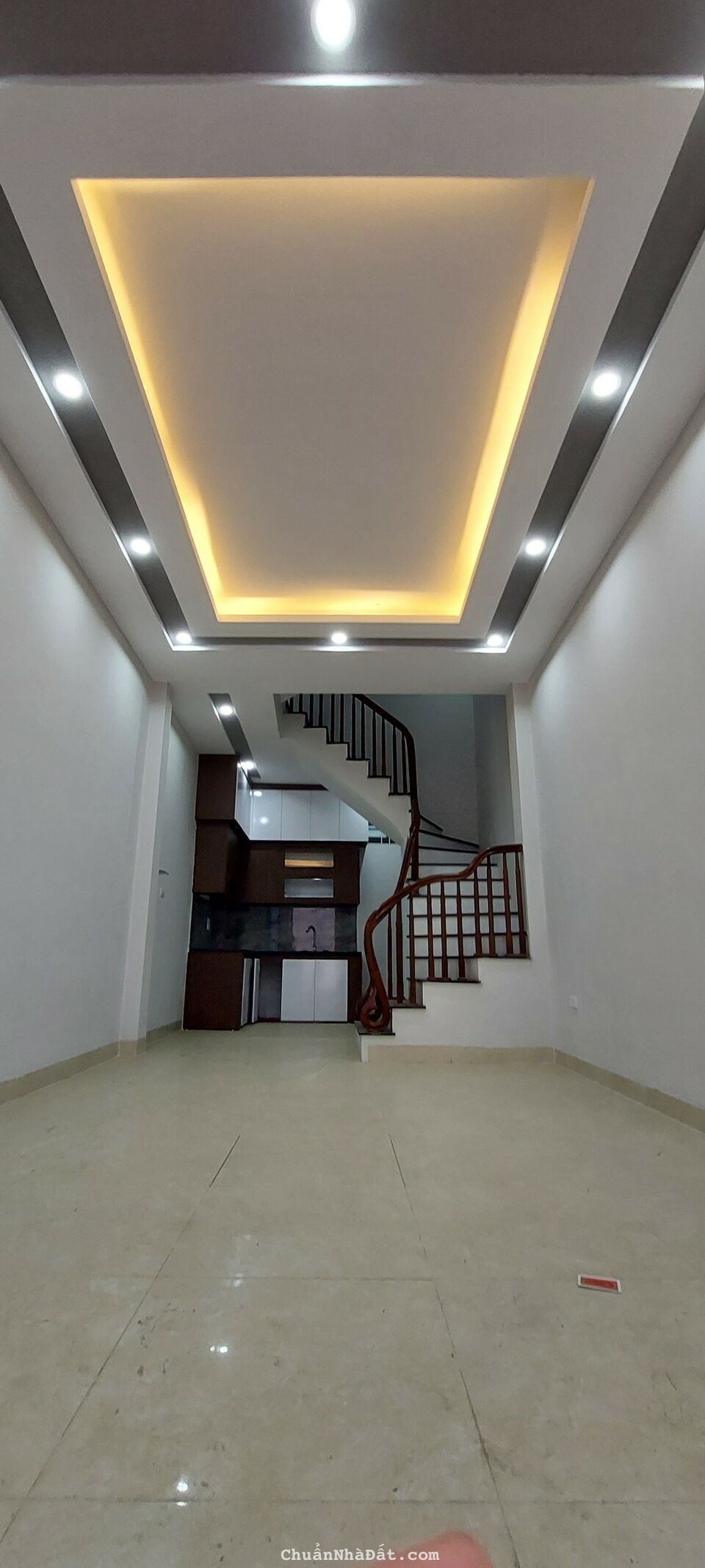 Giảm giá 500tr, chủ cần bán gấp nhàTân Triều, 33m2, 5 tầng, 4 ngủ, 2.9 tỷ. lh 0964 121377