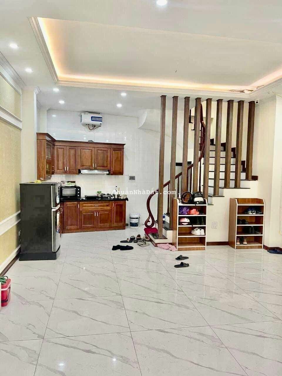 BÁN NHÀ ĐÌNH THÔN 70M2 HẠ CHÀO 6 TỶ 