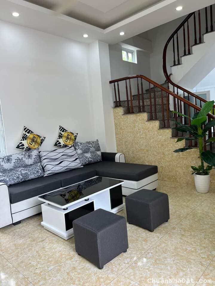 Ngõ 13 Khuất Duy Tiến phân lô, ô tô chủ tự xây 40mx5T hơn 5 tỷ