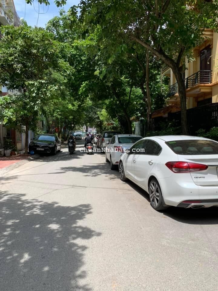 Khuất Duy Tiến đường 10m phân lô, vỉa hè 40m giá 6.7 tỷ