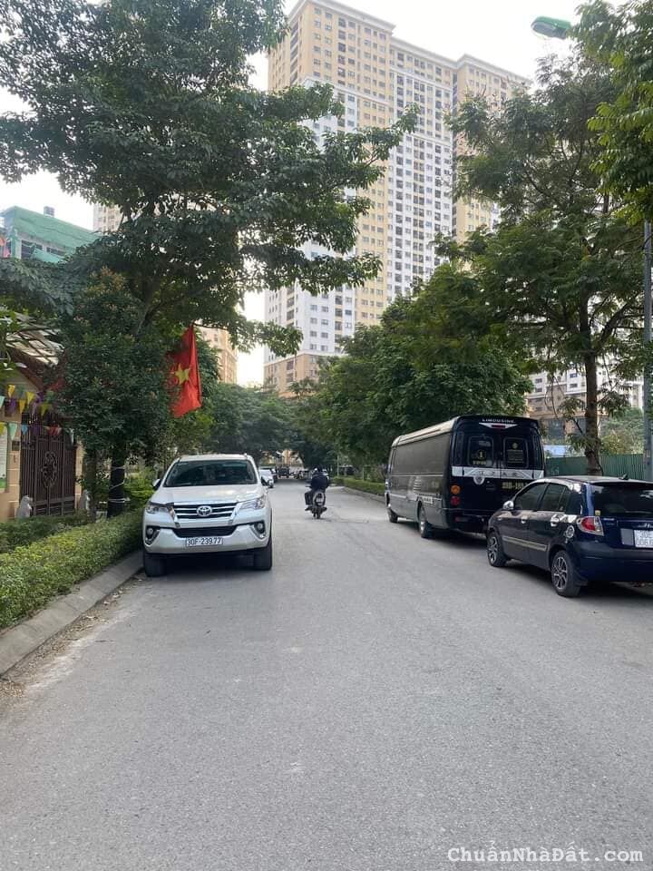 Khuất Duy Tiến đường 10m phân lô, vỉa hè 40m giá 6.7 tỷ