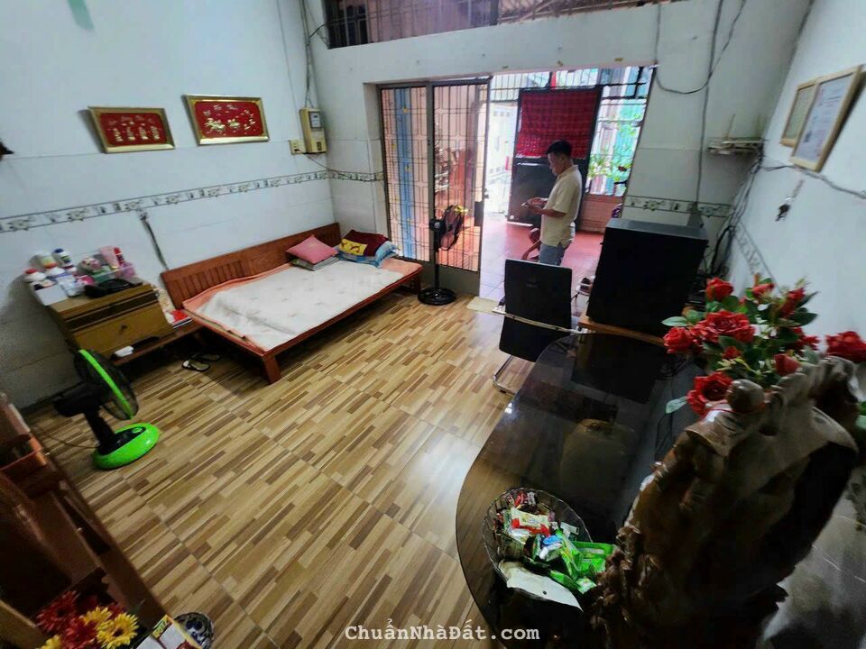 Rẻ Bất Chấp , Nhanh Tay Nhé Anh Chị Ới 55 M2 Hẻm Xe Hơi Chỉ 3.35 Tỷ