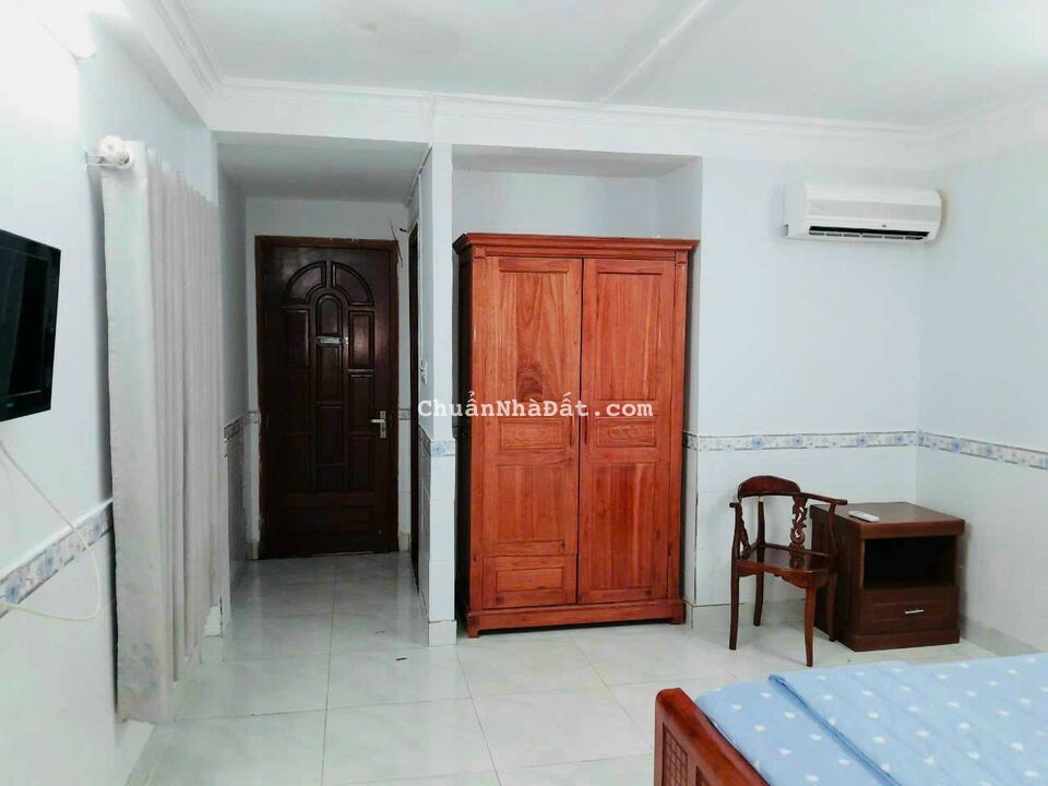  Bán Khách Sạn Nguyễn Oanh , P.6 - 4x 20 - Hầm , 5 T , Có TM Giá Cực Rẻ