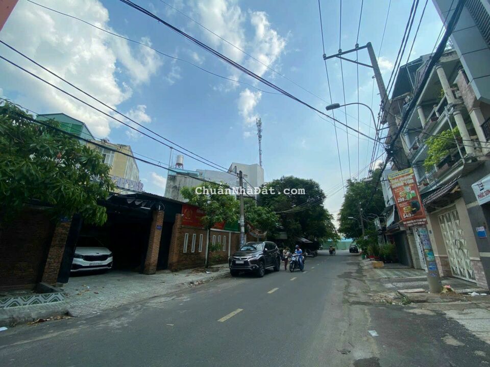  Bán Khách Sạn Nguyễn Oanh , P.6 - 4x 20 - Hầm , 5 T , Có TM Giá Cực Rẻ