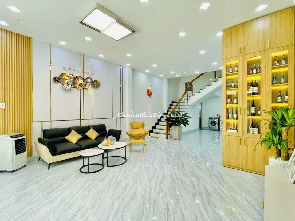 Bán Nhà Hẻm Xe Hơi ĐS 3 , P.9 - 5 x 12 - 3 Lầu Đẹp - Chỉ Sau Căn MT