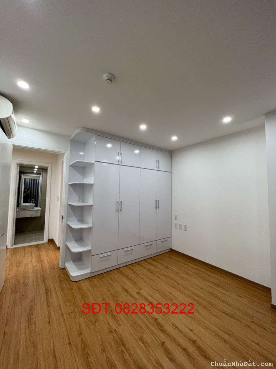 Bán căn hộ Chung cư RichLand Southern – Xuân Thủy  92m 2PN 2WC nhà đẹp thoáng giá 3.x tỷ 0828353222