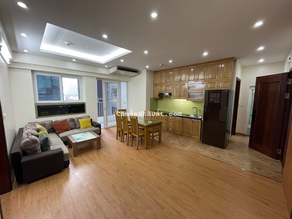 Bán căn hộ chung cư 165 Thái Hà – Đống Đa 100m 3PN 2WC Đủ đồ giá 5.05 tỷ LH 0981053095