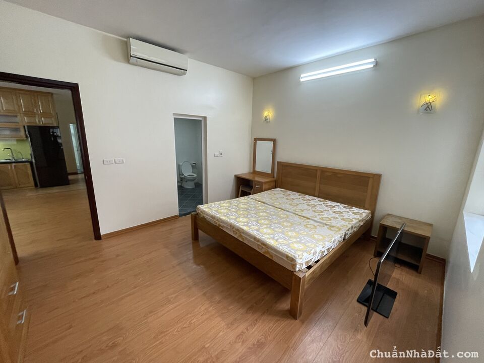 Bán căn hộ chung cư 165 Thái Hà – Đống Đa 100m 3PN 2WC Đủ đồ giá 5.05 tỷ LH 0828353222