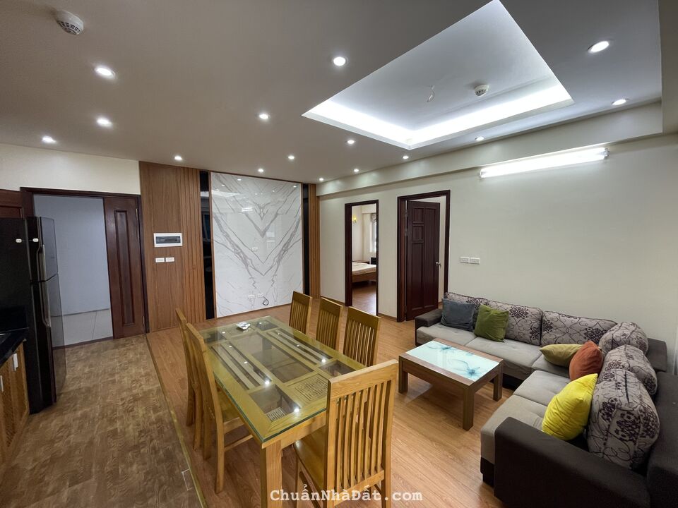 Bán căn hộ chung cư 165 Thái Hà – Đống Đa 100m 3PN 2WC Đủ đồ giá 5.05 tỷ LH 0828353222