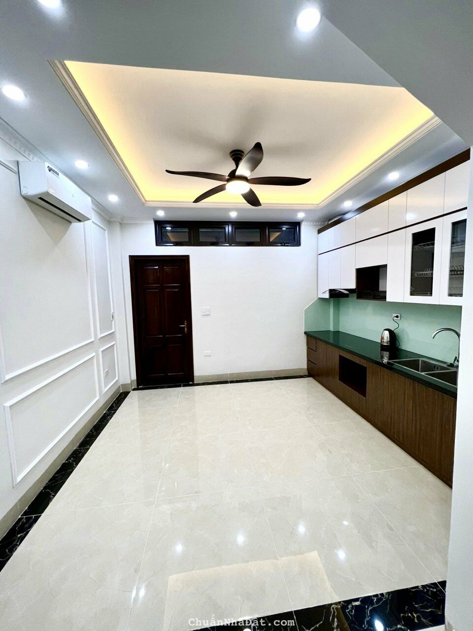 Bán nhà riêng xây mới Phố Thụy Khuê – Tây Hồ. Dt 50m2 x 5 tầng, lô góc 2 mặt thoáng