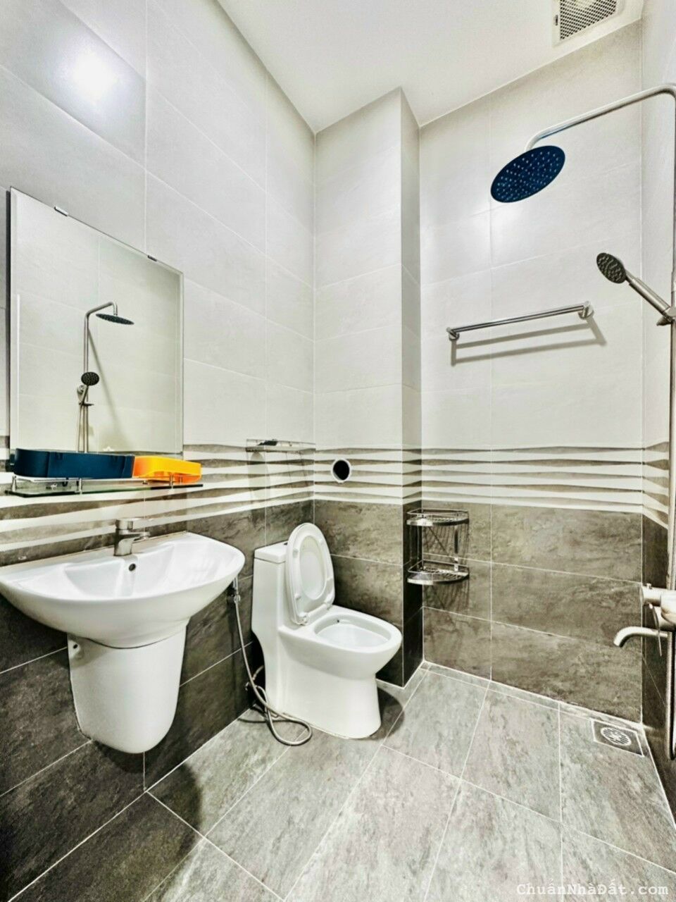 bán biệt thự đẹp rẻ, trần xuân soạn, p.tân  kiểng quận 7,hẻm xe hỏi,nội thất cao cấp, giá 26 ty 3