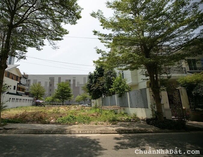 Cần thanh lý gấp đất MT đường Vườn Lài,P.An Phú Đông.2tỷ4/80m2.Sổ hồng riêng.Lh 0379783109(Trúc)