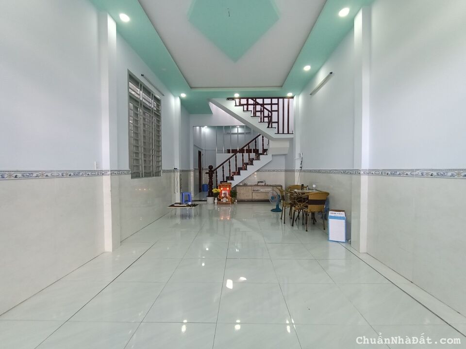 Bán Nhà Lầu Đường Huỳnh Thị Dần ấp 7