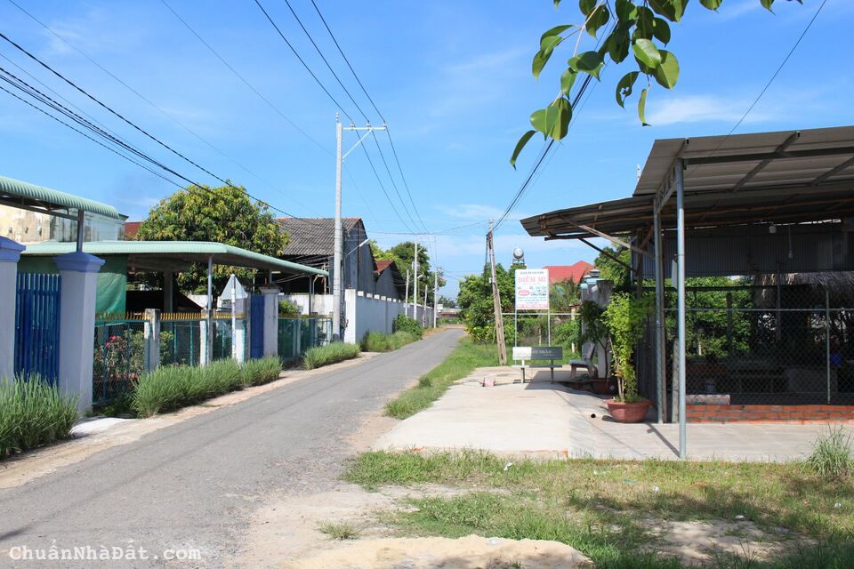 Bán đất TX Hòa Thành ngay QL22