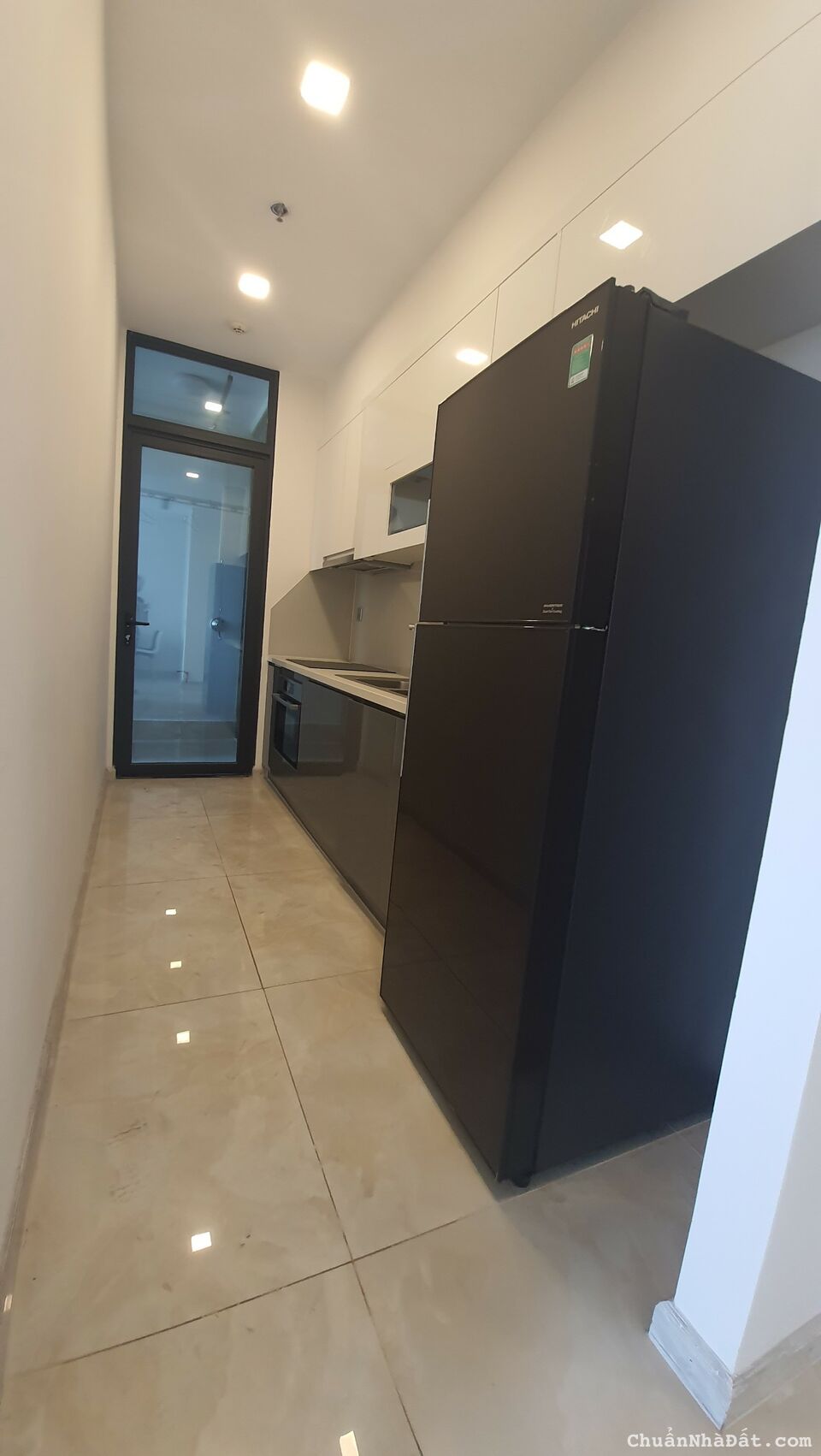 Cho thuê căn hộ Vinhomes Ba Son 2PN full nt. Cho thuê căn hộ Vinhomes Ba Son 2PN full nt.