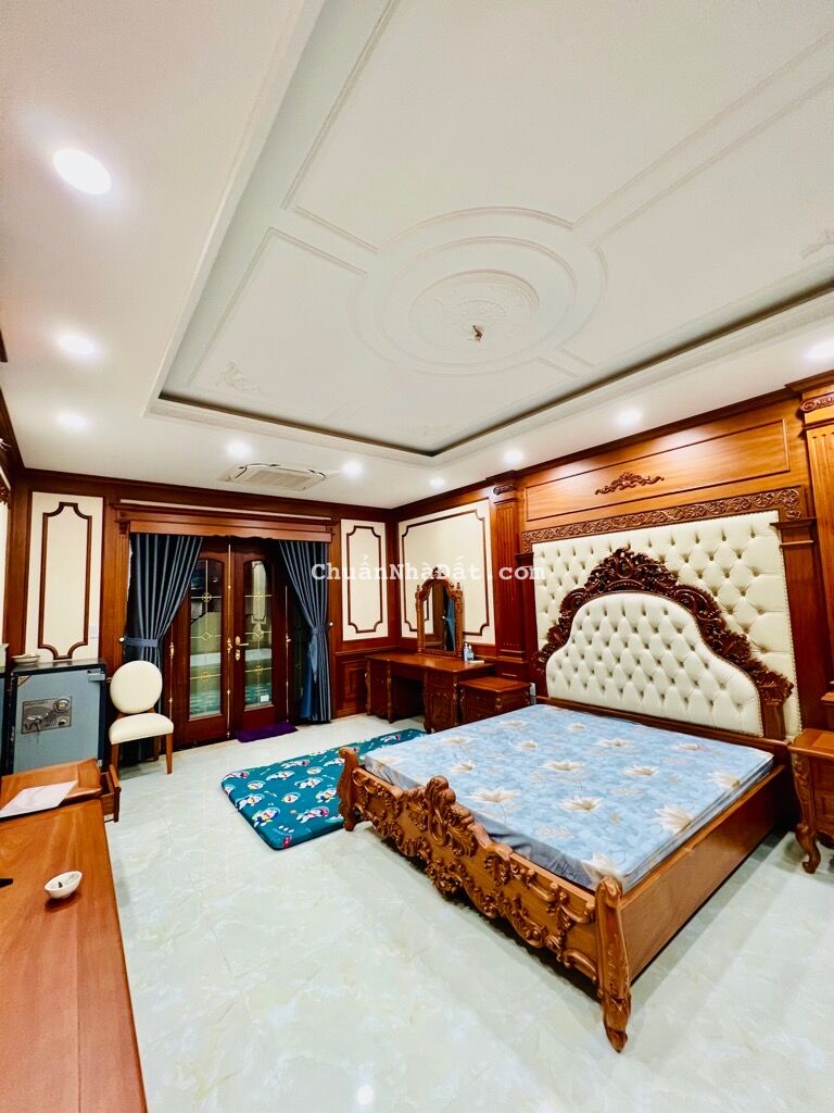 Biệt thự khu Bắc Hải-ngang 12.5m-9PN-thang máy+hồ bơi-nội thất nhập từ Đức