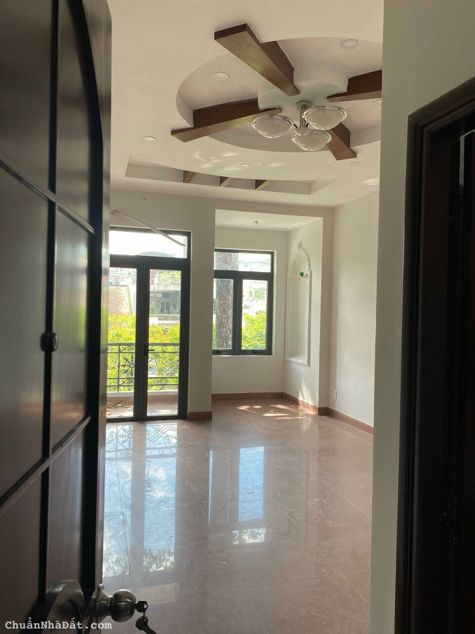 Bán nhà mặt tiền Hồng Bàng-9PN-thang máy+nội thất đẹp-cạnh bv+Hùng Vương Plaza-kinh doanh VIP