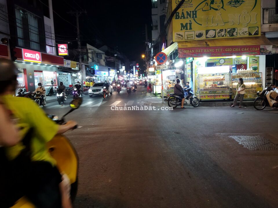 Bán Đất MT Bàu Cát-ngang 8M-kinh doanh cực kỳ tốt