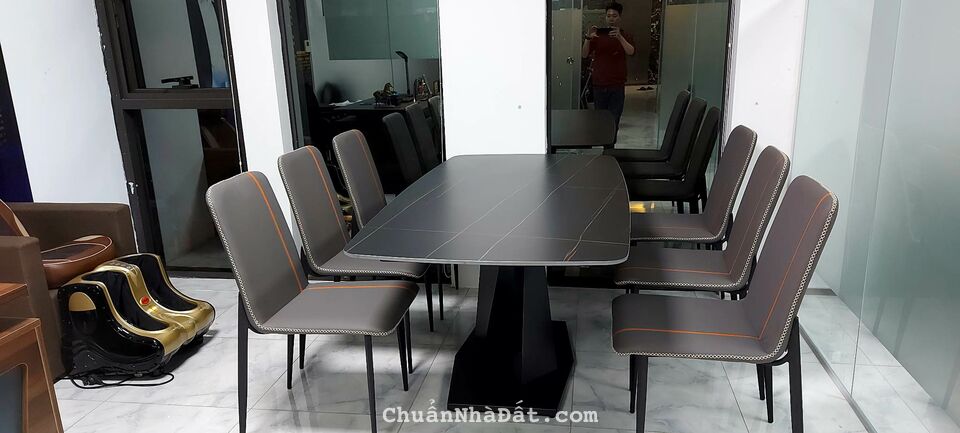 Cho thuê văn phòng nguyễn hoàng 35m2 giá 4tr 