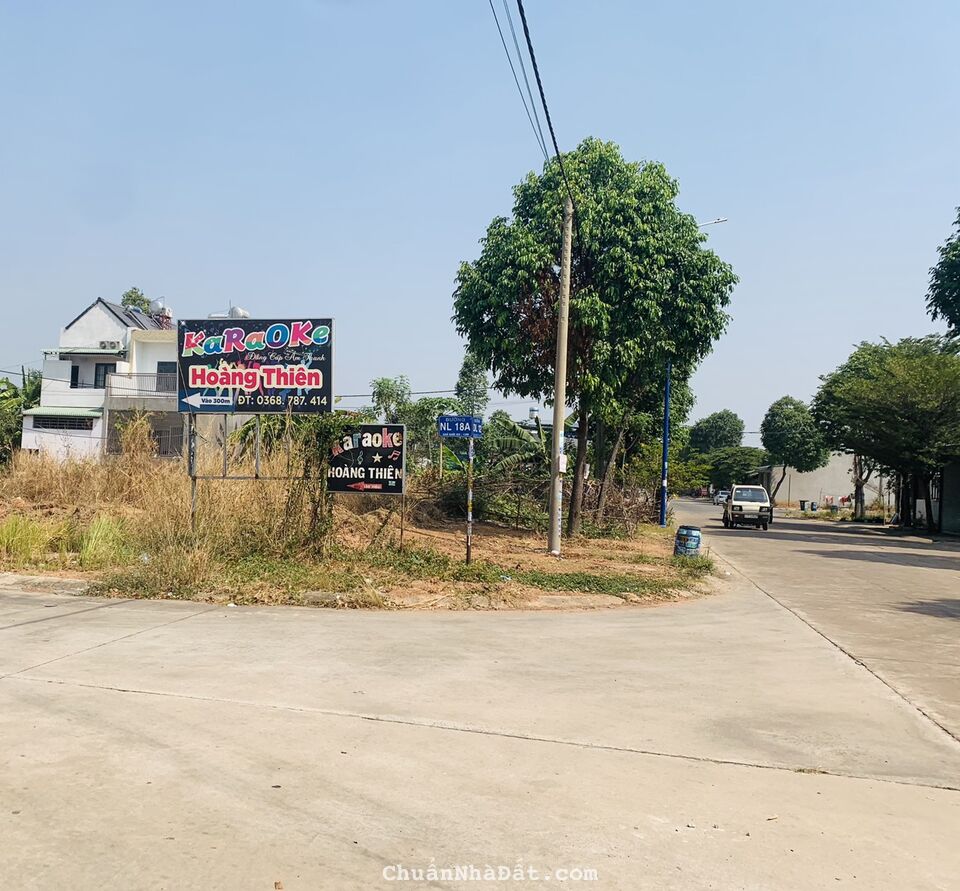 Về Hà Nội sống gần gia đình nên cần bán lỗ miếng đất (350m2) gần chợ và trường học