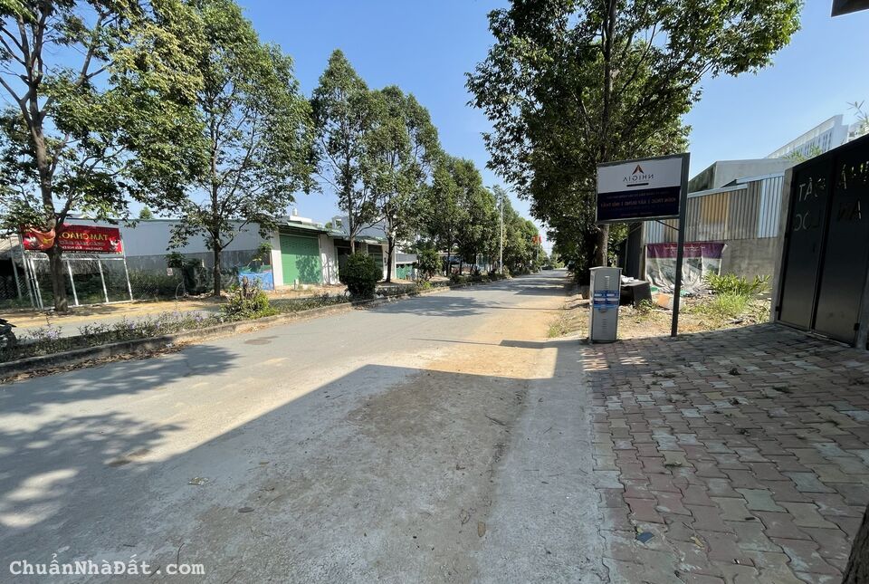 TỚI NGÀY ĐÁO HẠN NGÂN HÀNG BÁN GẤP LÔ GỐC 450M KẾ TRƯỜNG ĐH VIỆT ĐỨC, Đ.D KCN VIỆT- SING