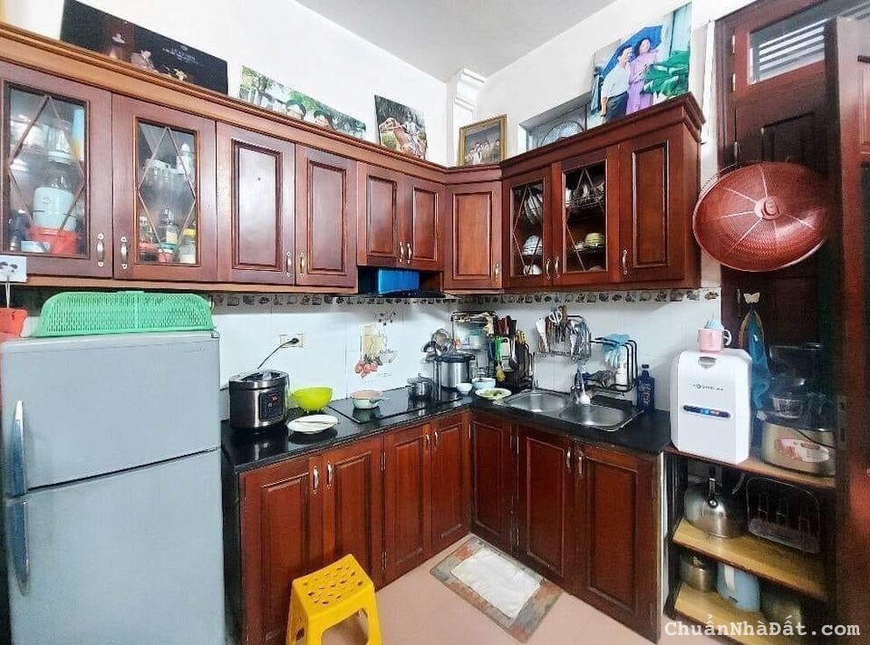 Bán Nhà Tam Trinh-Mai Động.  30m2, 5 Tầng, 3 Ngủ. 30M Ô Tô Tránh. 2.8 Tỷ LH 0979683032