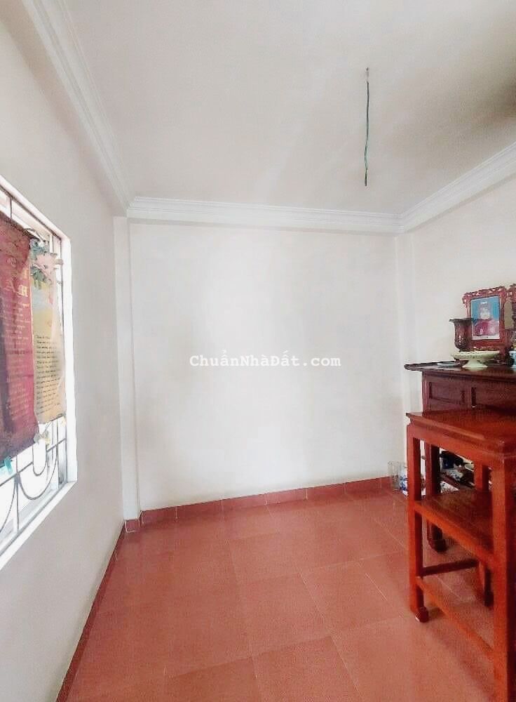 Bán Nhà Tam Trinh-Mai Động.  30m2, 5 Tầng, 3 Ngủ. 30M Ô Tô Tránh. 2.8 Tỷ LH 0979683032