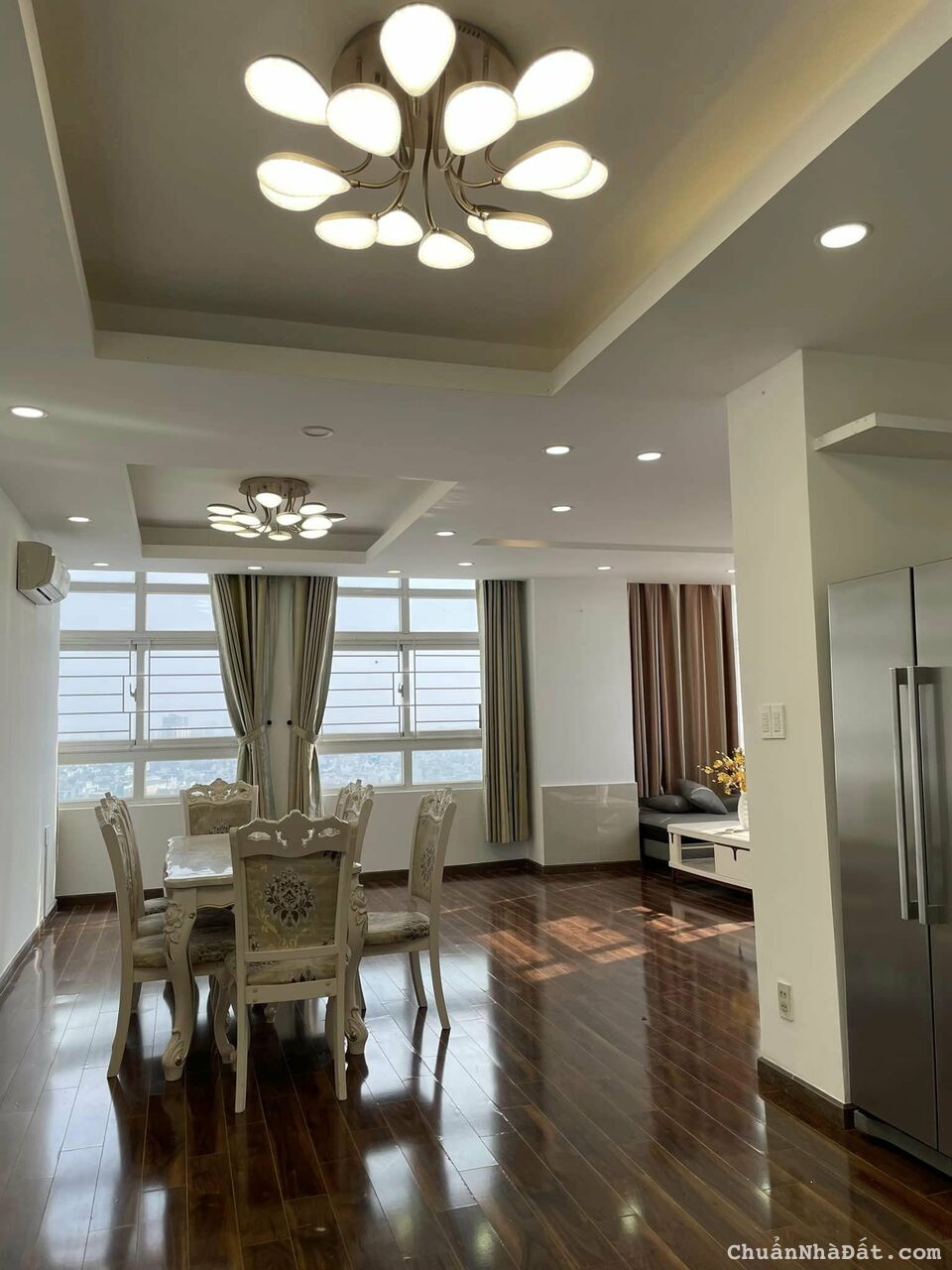 🏠Cho Thuê Penthouse Cộng Hòa Plaza 3PN/3WC nội thất đầy đủ #18Tr - Nhận Nhà Ngay Tel 0942811343