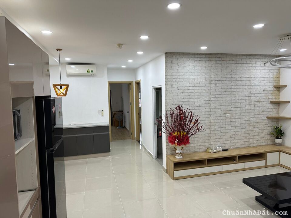 Cho Thuê Căn Hộ Oriental Plaza 2 phòng ngủ/2wc Full Nội Thất Chỉ #14Tr - Ở Ngay Tel 0942.811.343 